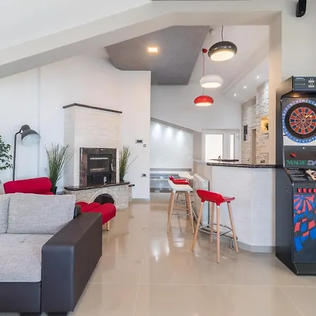 Villa Istrakamen Ližnjan