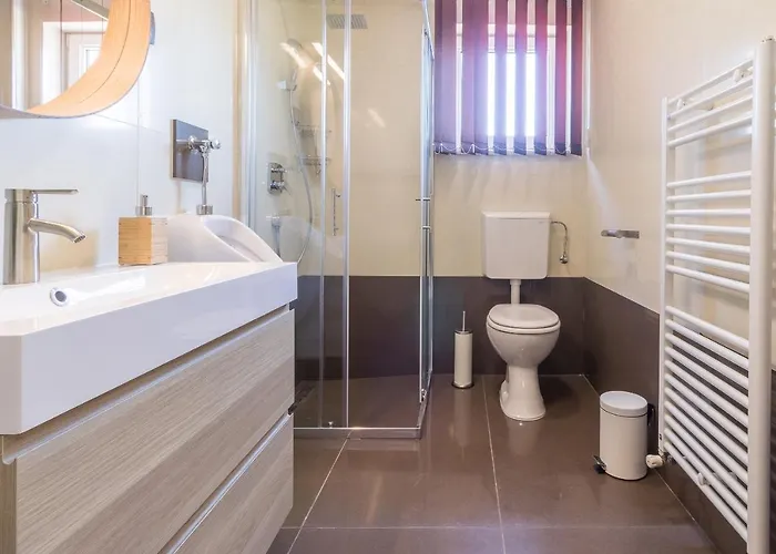 Istrakamen Villa Ližnjan