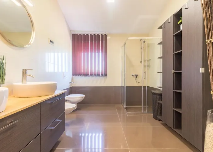 Istrakamen Vila Liznjan